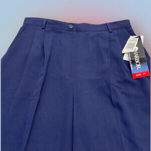 SAG HARBOR Women’s 14 Short Navy Blue High Rise Pleated Pant
